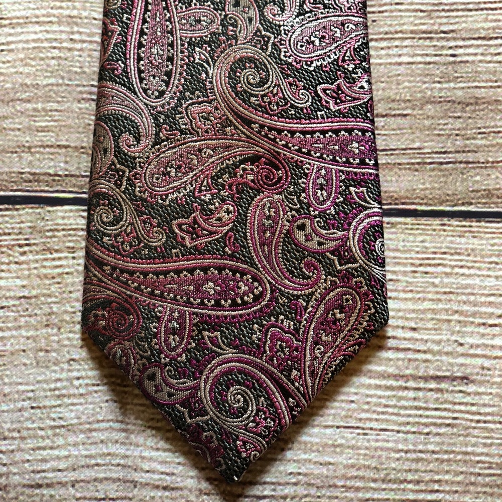 Joseph Abboud Paisley Tie